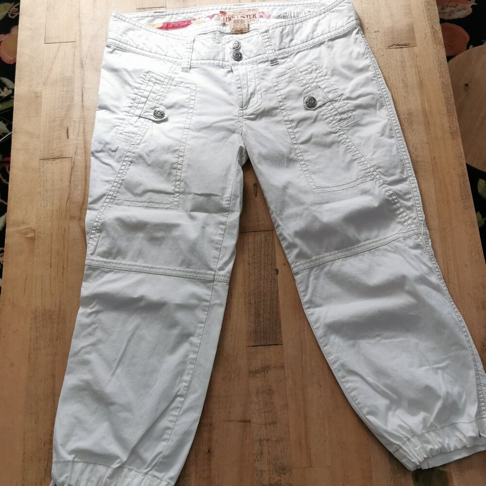 Hollister Cargo Capris